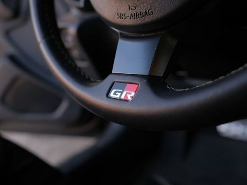 Used 2023 Toyota GR86 Premium w/ ALL Weather Mat Package (TMS) RWD image 41