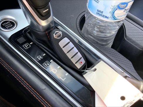 Used 2022 Nissan Altima 2.5 SR w/ Midnight Edition Package FWD image 15