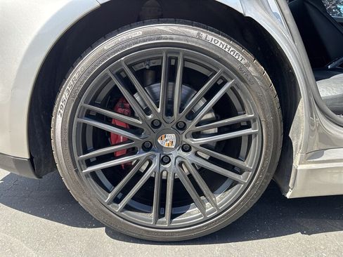 Used 2010 Porsche Panamera Turbo AWD/4WD image 15