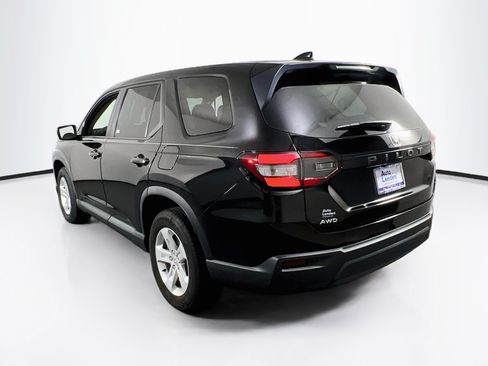 Used 2023 Honda Pilot LX image 7