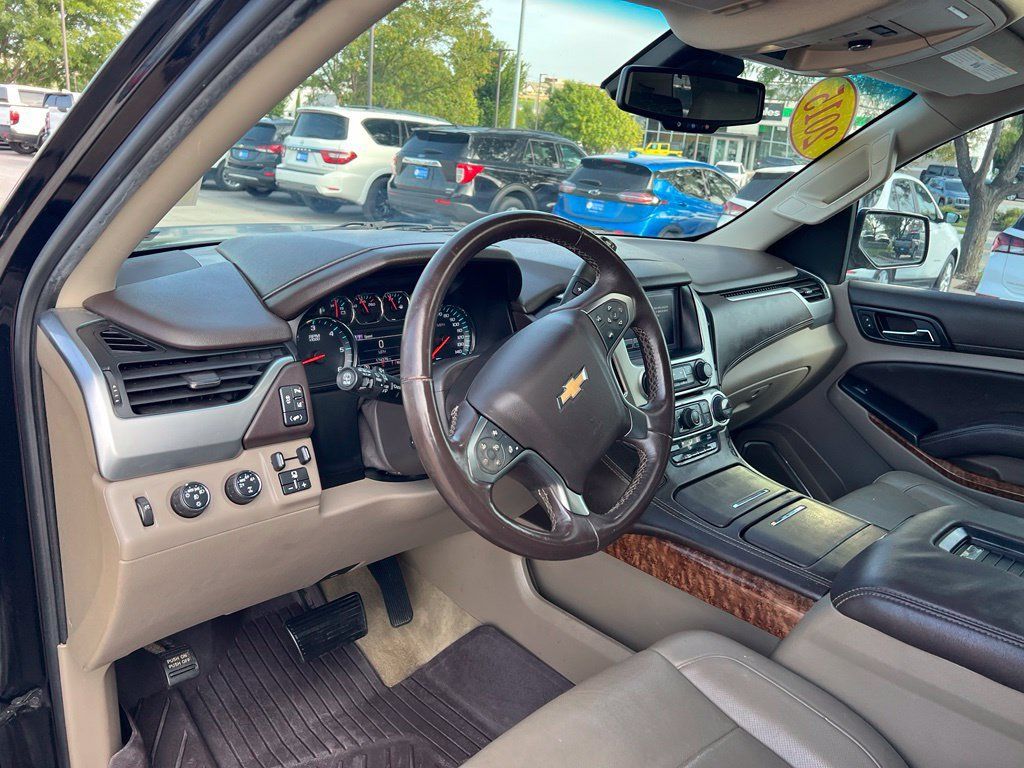 Used 2015 Chevrolet Tahoe LTZ AWD/4WD image 17