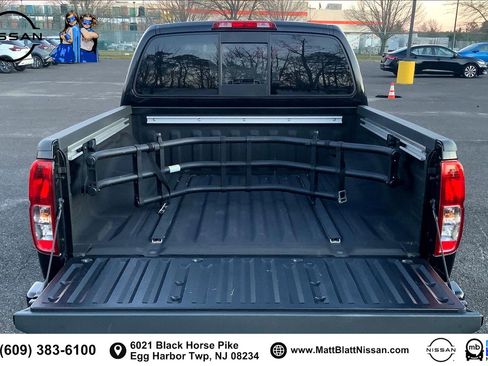 Used 2021 Nissan Frontier SV w/ Midnight Edition Floor Mats AWD/4WD image 25