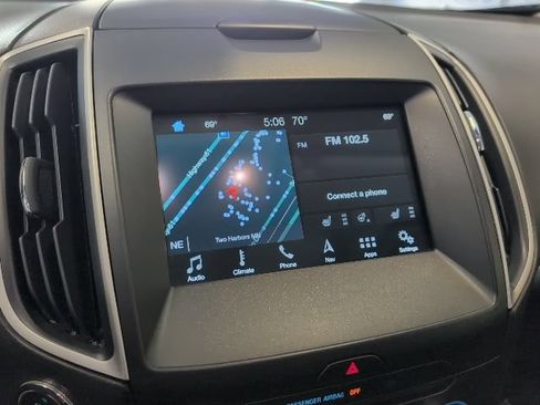 Used 2017 Ford Edge SEL w/ Canadian Touring Package AWD/4WD image 22