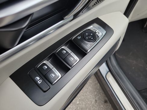 Certified 2022 Kia Telluride SX w/ SX Prestige Package AWD/4WD image 22