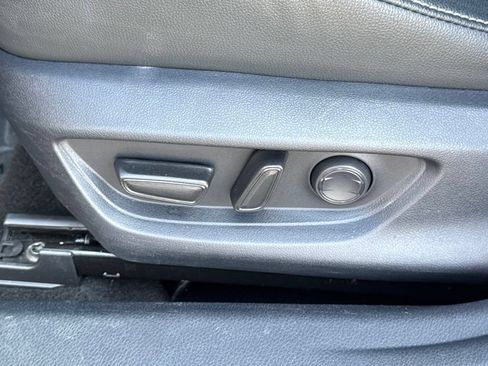 Used 2025 Toyota Camry SE FWD image 20