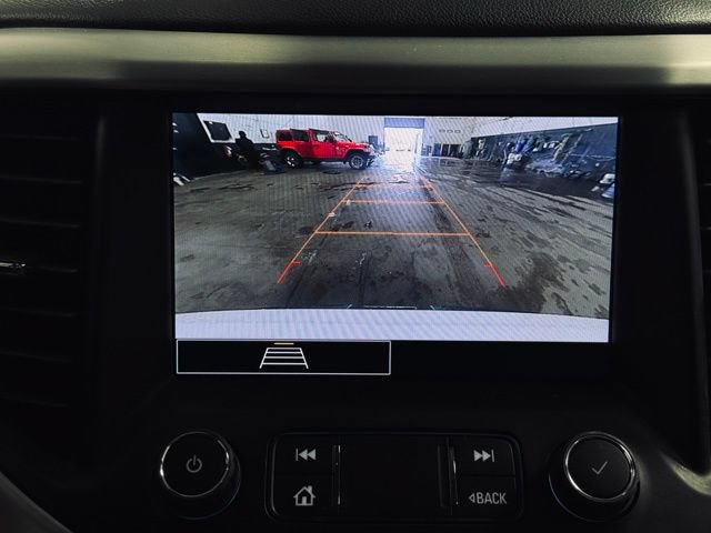 Used 2023 GMC Acadia SLE w/ Driver Convenience Package AWD/4WD image 38