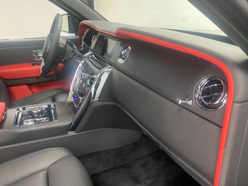 Used 2021 Rolls-Royce Cullinan image 42