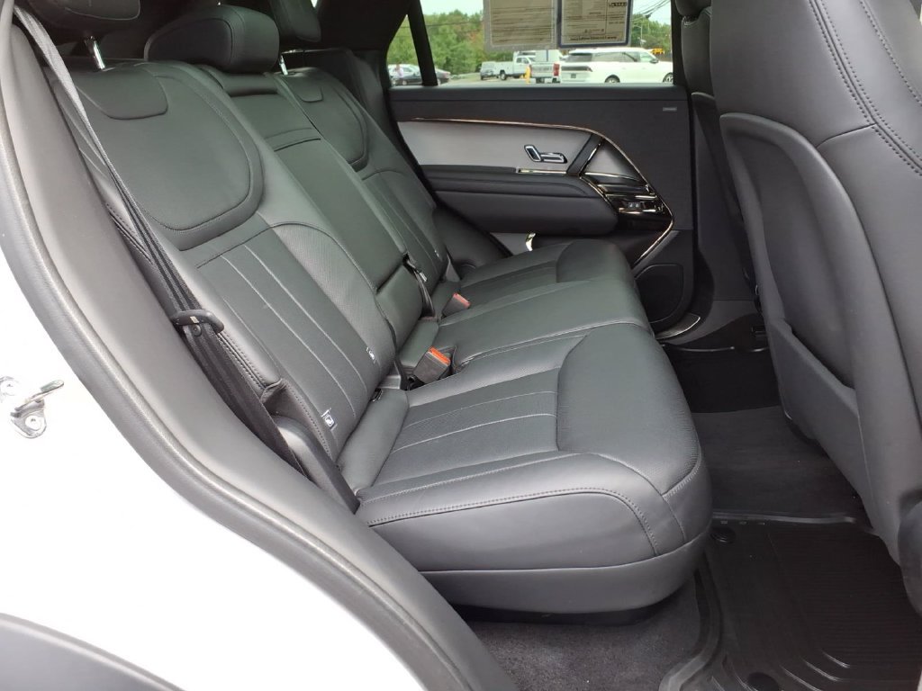 Used 2024 Land Rover Range Rover Sport Dynamic SE AWD/4WD image 16