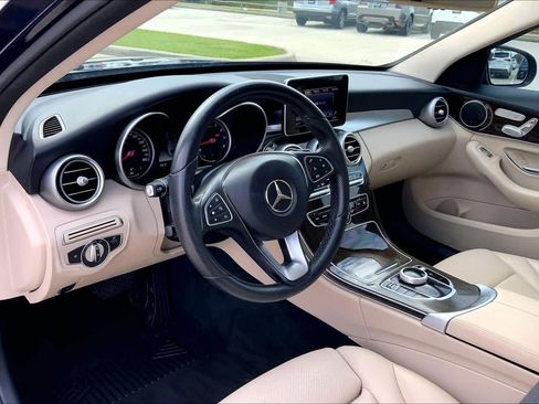 Used 2018 Mercedes-Benz C 300 Sedan image 18