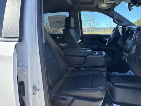 New 2026 Chevrolet Silverado 1500 W/T w/ WT Value Package AWD/4WD image 26