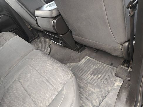 Used 2021 Chevrolet Silverado 2500 Custom image 17