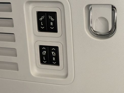 New 2026 Buick Enclave Avenir w/ Super Cruise Package image 10