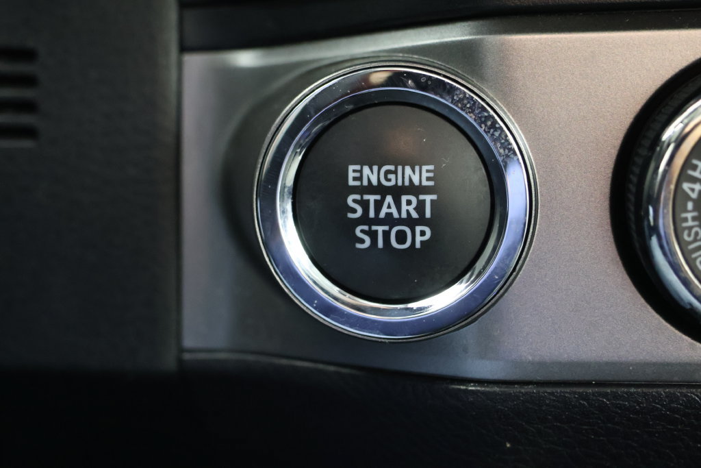 Used 2023 Toyota Tacoma SR5 AWD/4WD image 16