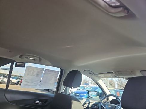 Used 2024 Chevrolet Equinox LT image 16