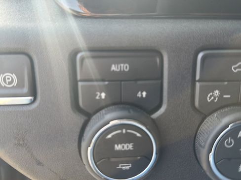 Used 2026 Chevrolet Silverado 1500 RST AWD/4WD image 15