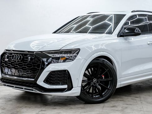 Used 2022 Audi RS Q8 image 2