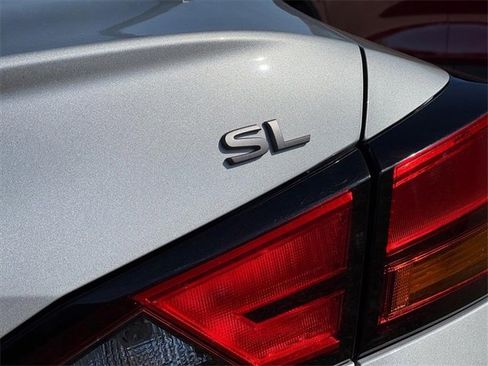 Used 2023 Nissan Altima 2.5 SL image 7