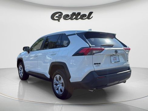 Used 2024 Toyota RAV4 LE FWD image 7