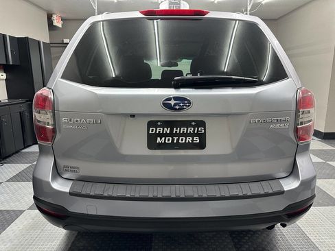 Used 2016 Subaru Forester 2.5i Premium w/ All-Weather Package image 9