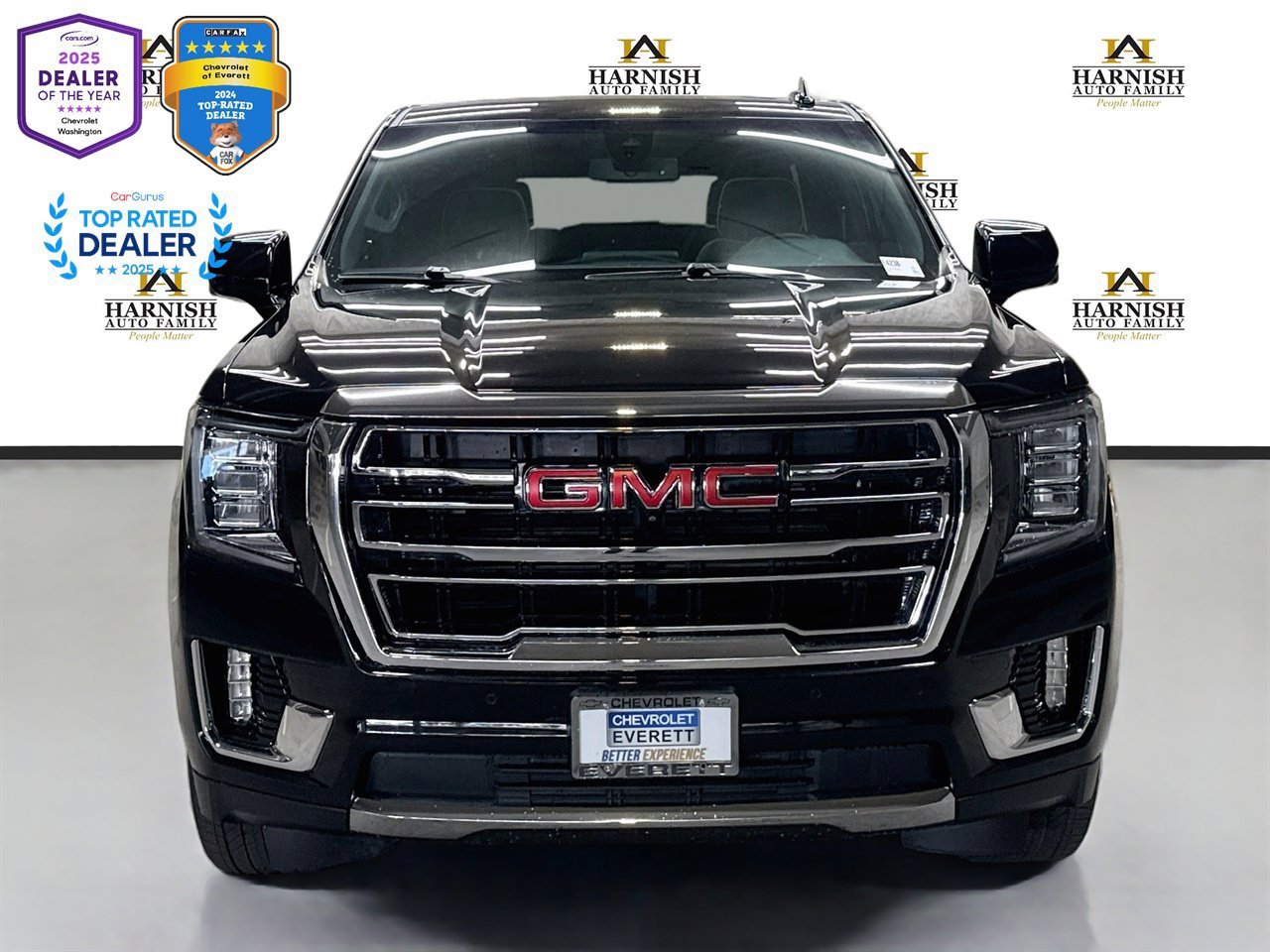 Used 2022 GMC Yukon SLT w/ SLT Premium Package AWD/4WD image 2