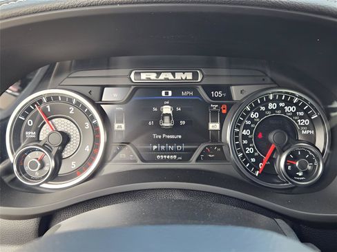 Used 2022 RAM 3500 Laramie AWD/4WD image 15