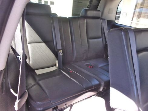 Used 2013 Chevrolet Tahoe LTZ image 33