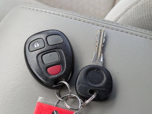 Used 2010 Chevrolet Impala LS FWD image 26