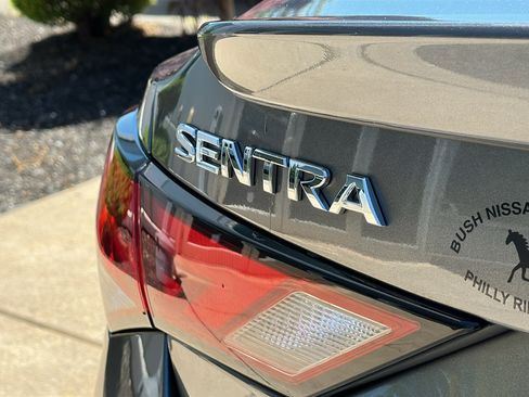 Certified 2023 Nissan Sentra SR w/ Trunk Package FWD image 10