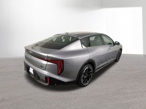 New 2025 Kia K4 GT-Line image 13