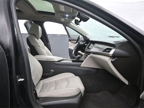 Used 2016 Cadillac CT6 Luxury image 18