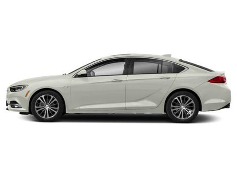 Used 2019 Buick Regal GS AWD/4WD image 3