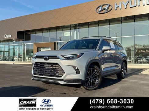 Used 2026 Toyota Grand Highlander AWD Hybrid image 1