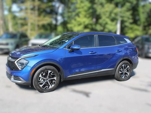 Certified 2024 Kia Sportage EX FWD image 4