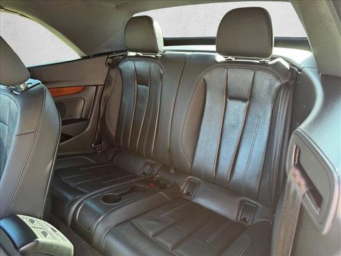 Used 2022 Audi A5 2.0T Premium image 18