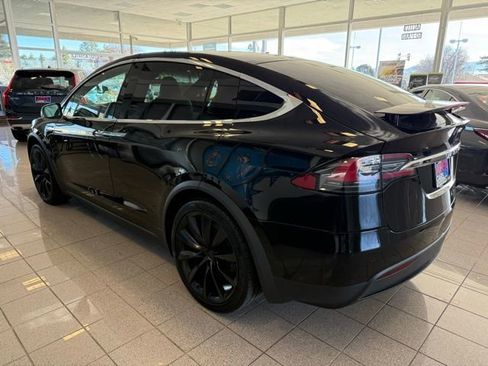 Used 2020 Tesla Model X Long Range image 5