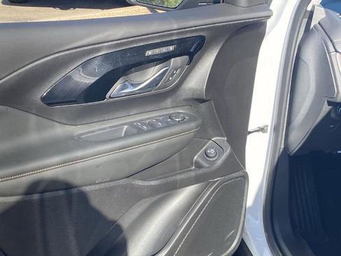 Used 2024 GMC Terrain AT4 image 13