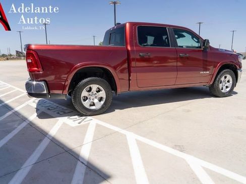 Used 2025 RAM 1500 Big Horn AWD/4WD image 3