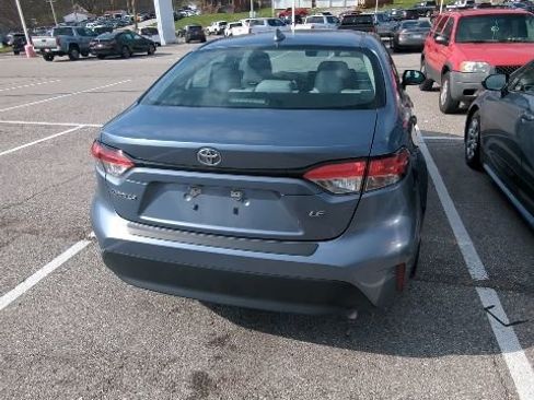 Used 2024 Toyota Corolla LE image 12