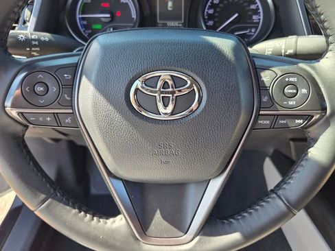 Used 2021 Toyota Camry SE image 27