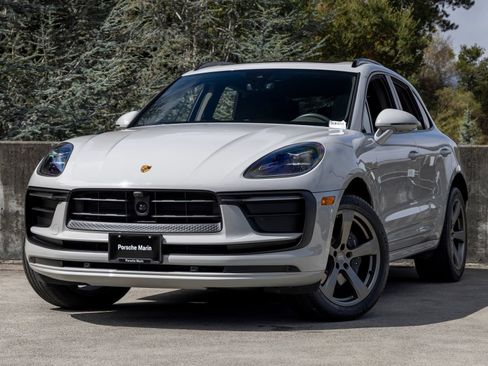 Certified 2025 Porsche Macan AWD/4WD image 1