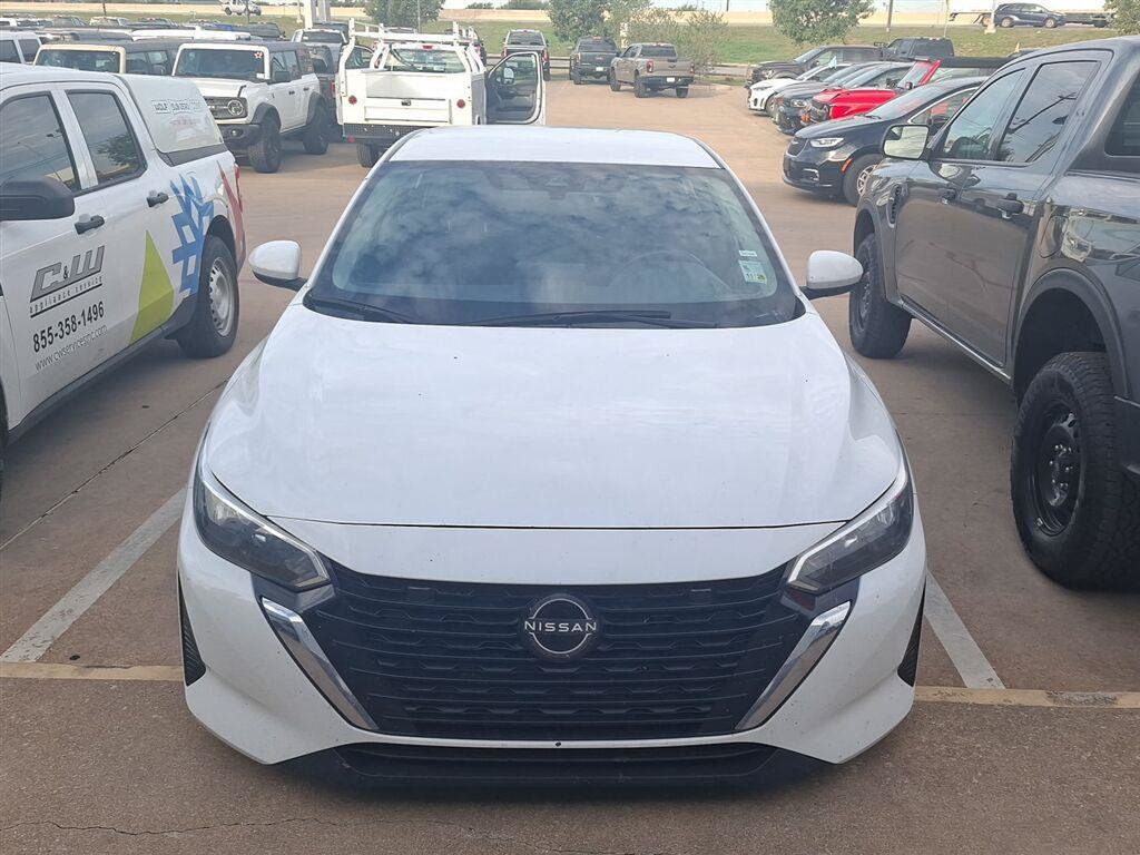 Used 2025 Nissan Sentra SV FWD image 6