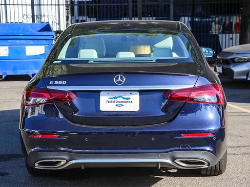 Used 2022 Mercedes-Benz E 350 Sedan image 5