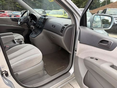 Used 2007 Kia Sedona LX FWD image 20