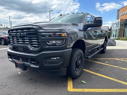 New 2026 RAM 2500 Tradesman AWD/4WD image 4