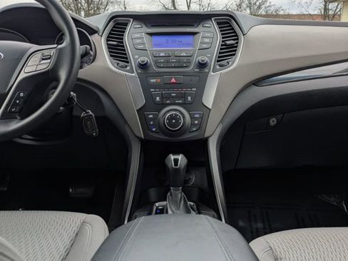 Used 2014 Hyundai Santa Fe Sport image 12