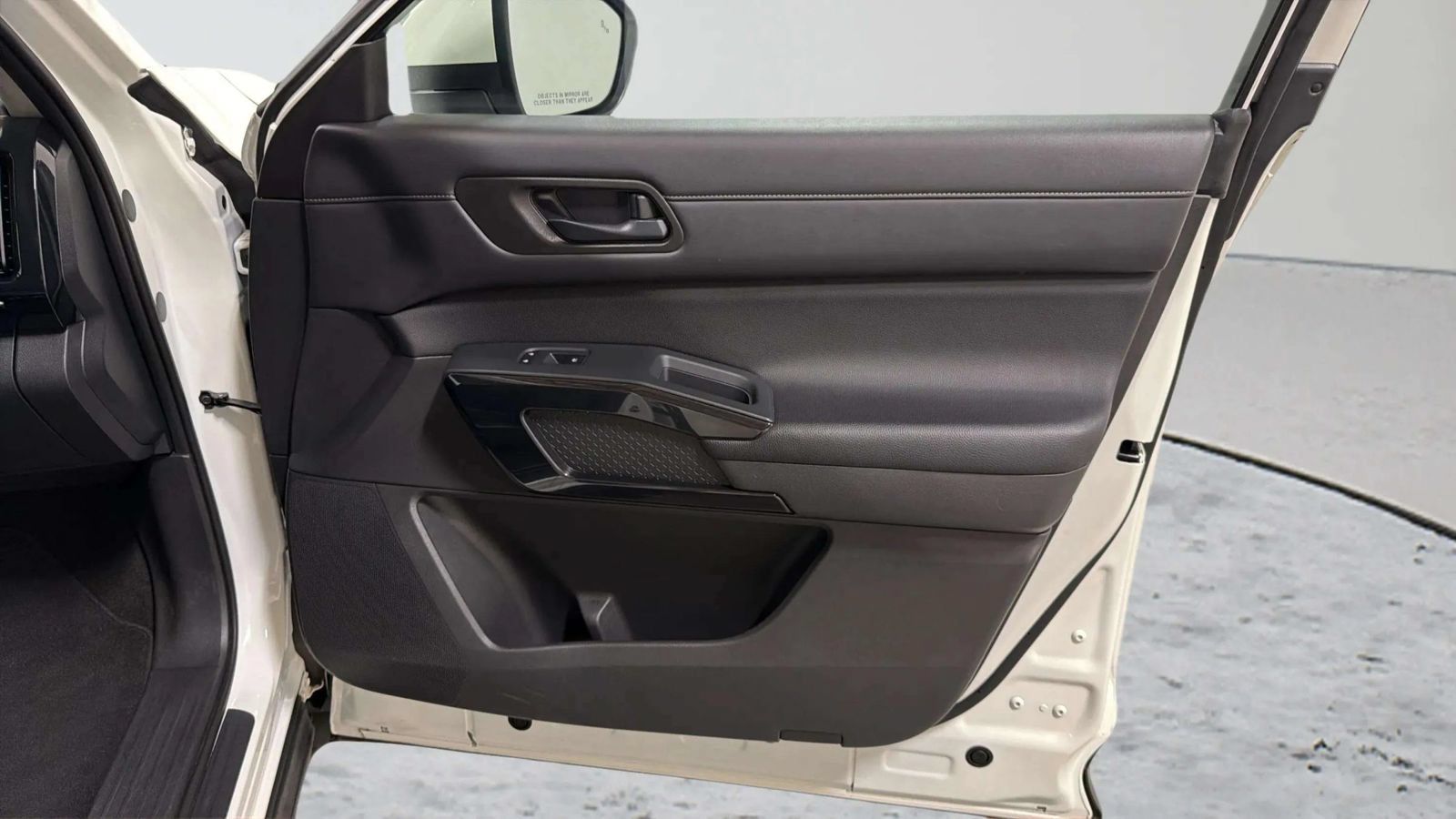 Used 2023 Nissan Pathfinder SV AWD/4WD image 52