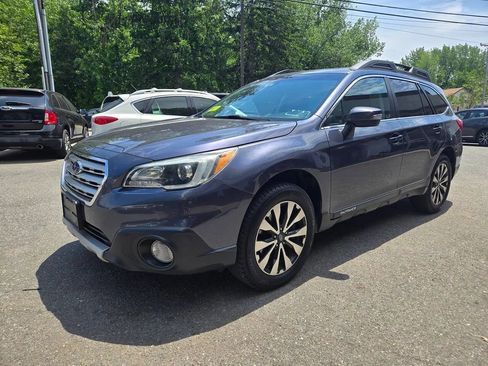 Used 2017 Subaru Outback 2.5i Limited AWD/4WD image 25