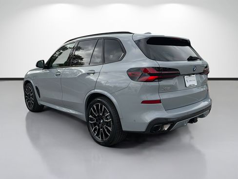 New 2026 BMW X5 xDrive50e w/ Executive Package image 5