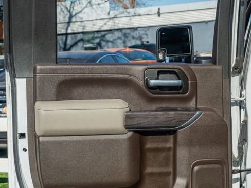 Used 2022 Chevrolet Silverado 2500 LTZ w/ LTZ Texas Edition image 33