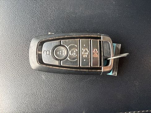 Used 2018 Ford Edge SEL w/ Equipment Group 201A FWD image 51